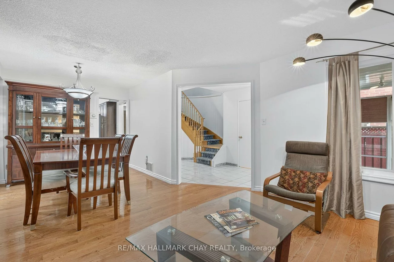 76, Donna, Brampton West, Brampton