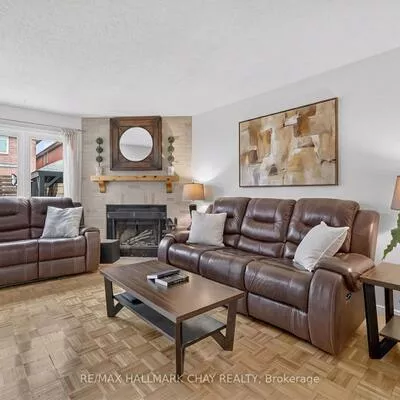 76, Donna, Brampton West, Brampton