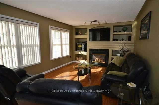 6, Navy, Fletcher's Meadow, Brampton
