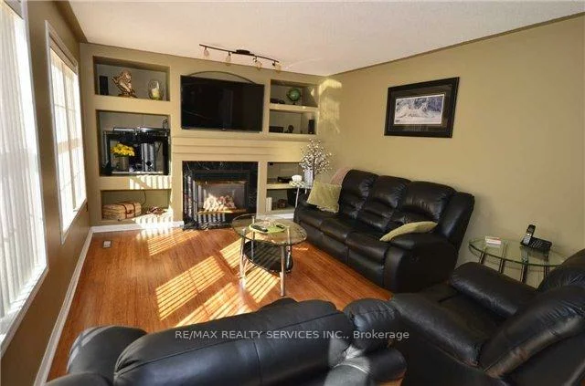 6, Navy, Fletcher's Meadow, Brampton
