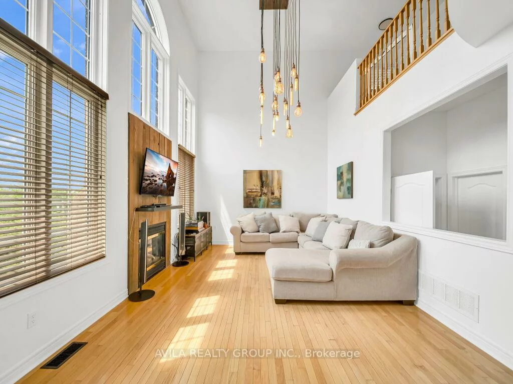 104, Southlake, Madoc, Brampton