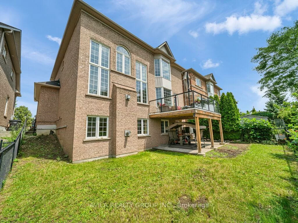 104, Southlake, Madoc, Brampton