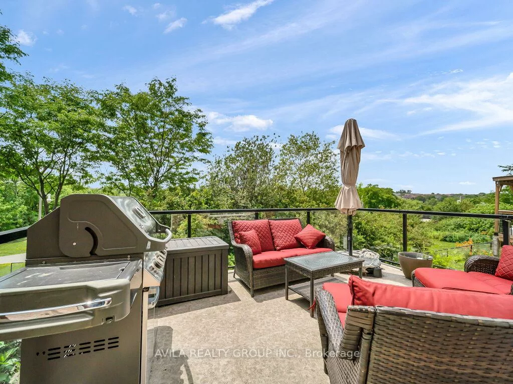 104, Southlake, Madoc, Brampton