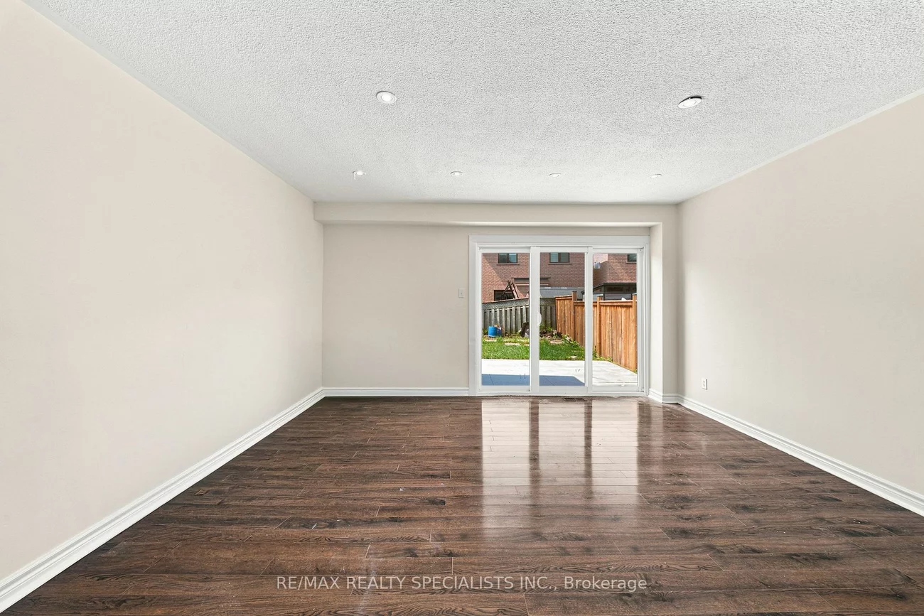 45, Clover Bloom, Sandringham-Wellington, Brampton