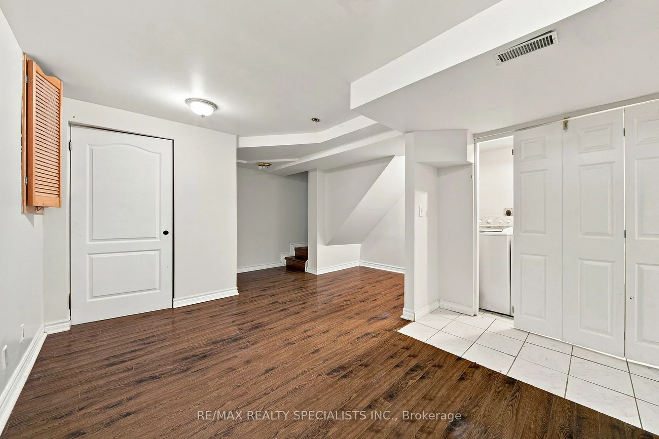 45, Clover Bloom, Sandringham-Wellington, Brampton