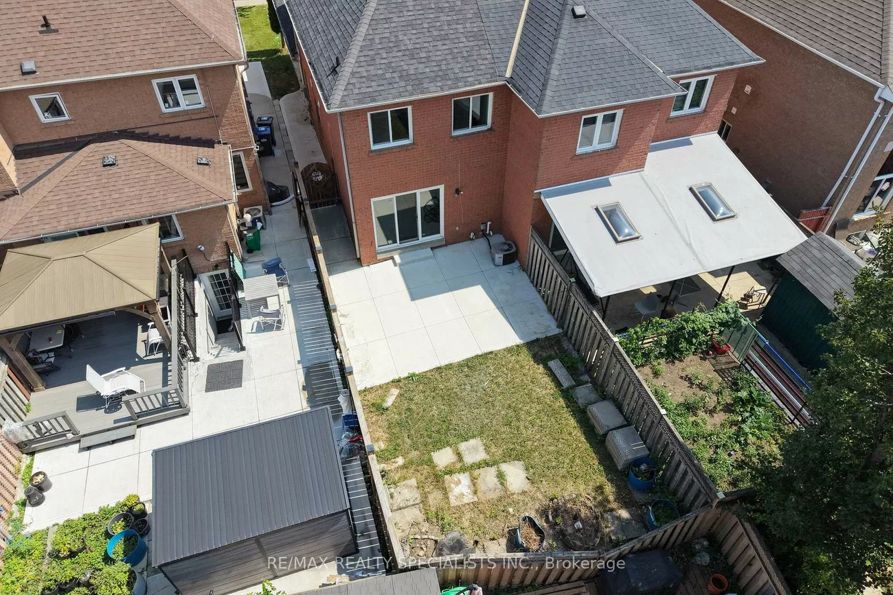 45, Clover Bloom, Sandringham-Wellington, Brampton