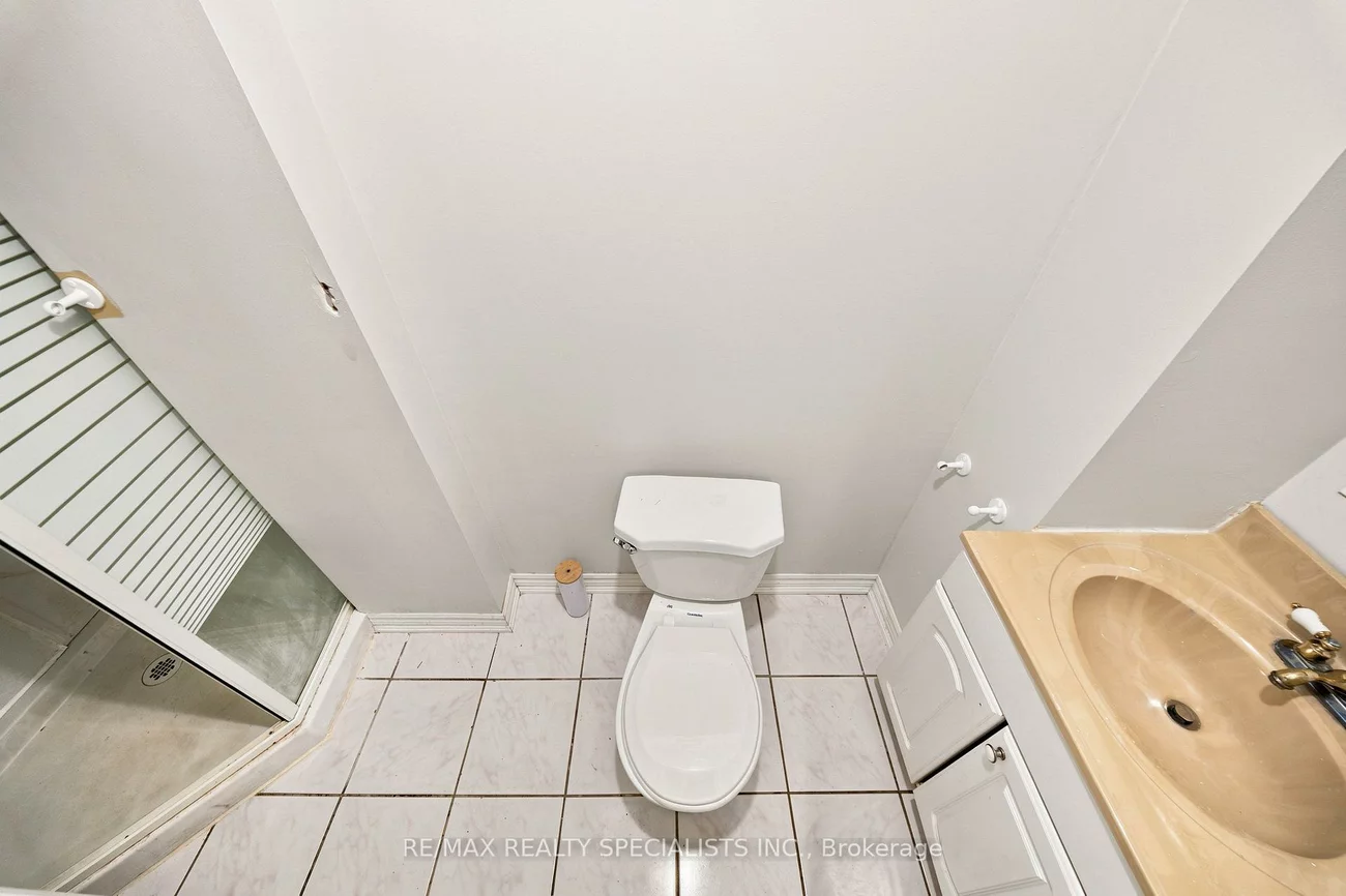 45, Clover Bloom, Sandringham-Wellington, Brampton