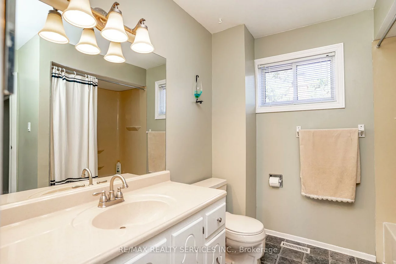32, Winterfold, Madoc, Brampton