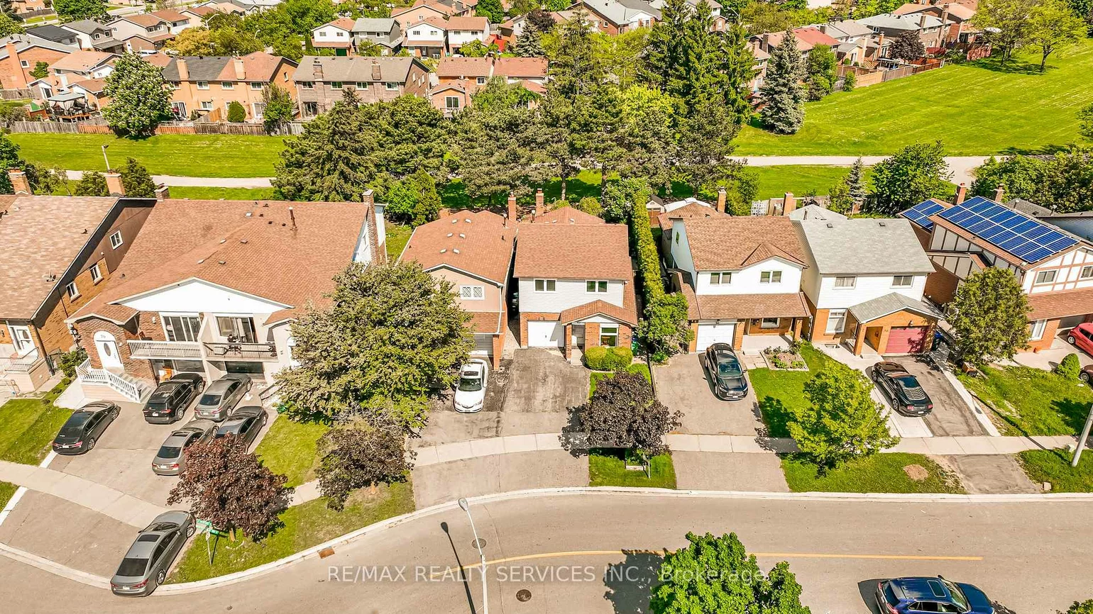 32, Winterfold, Madoc, Brampton