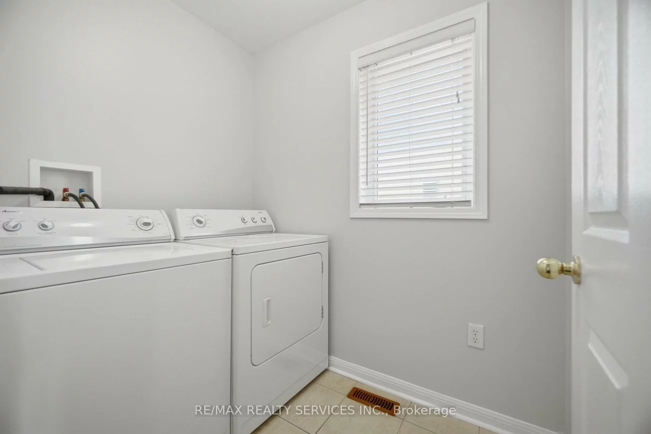 9, Ollie, Credit Valley, Brampton
