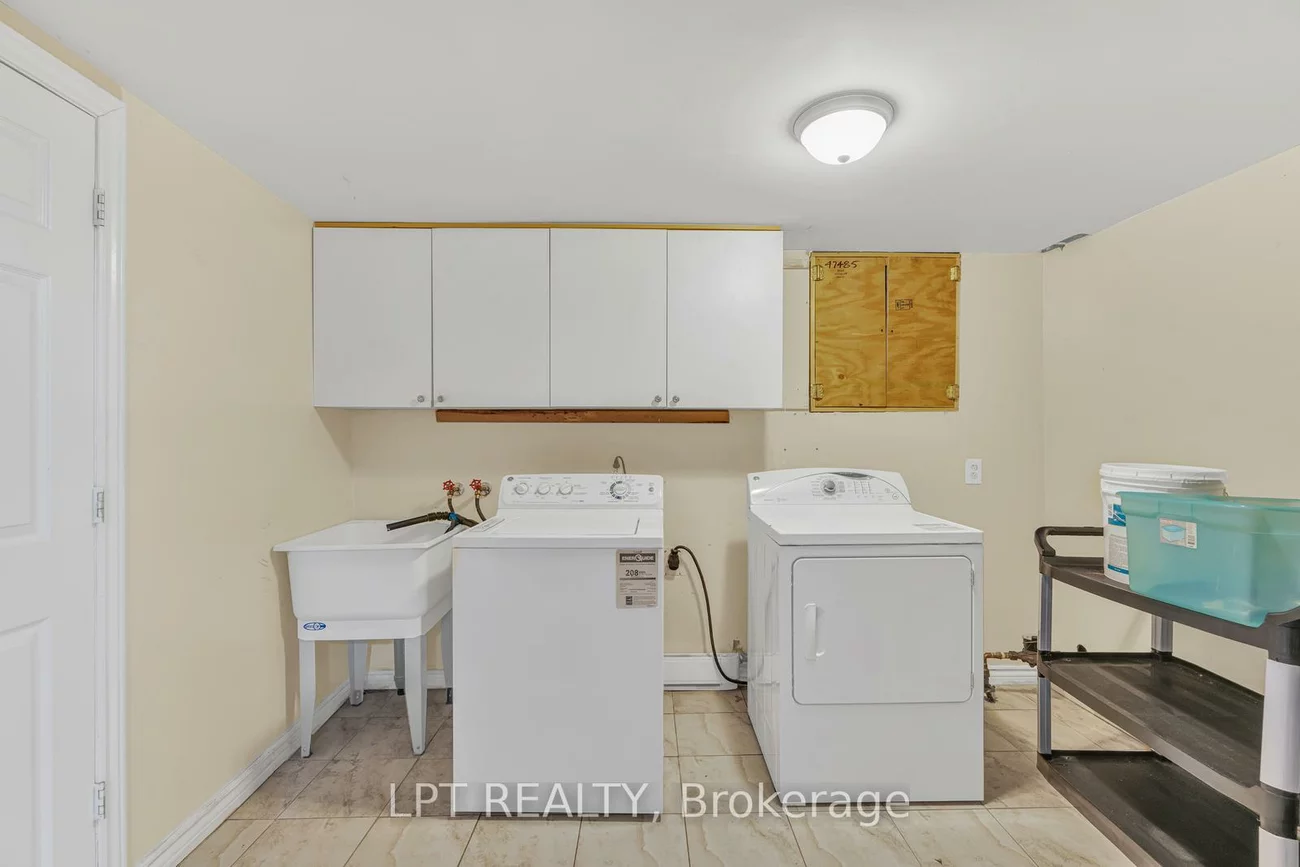 95, Huntingwood, Central Park, Brampton