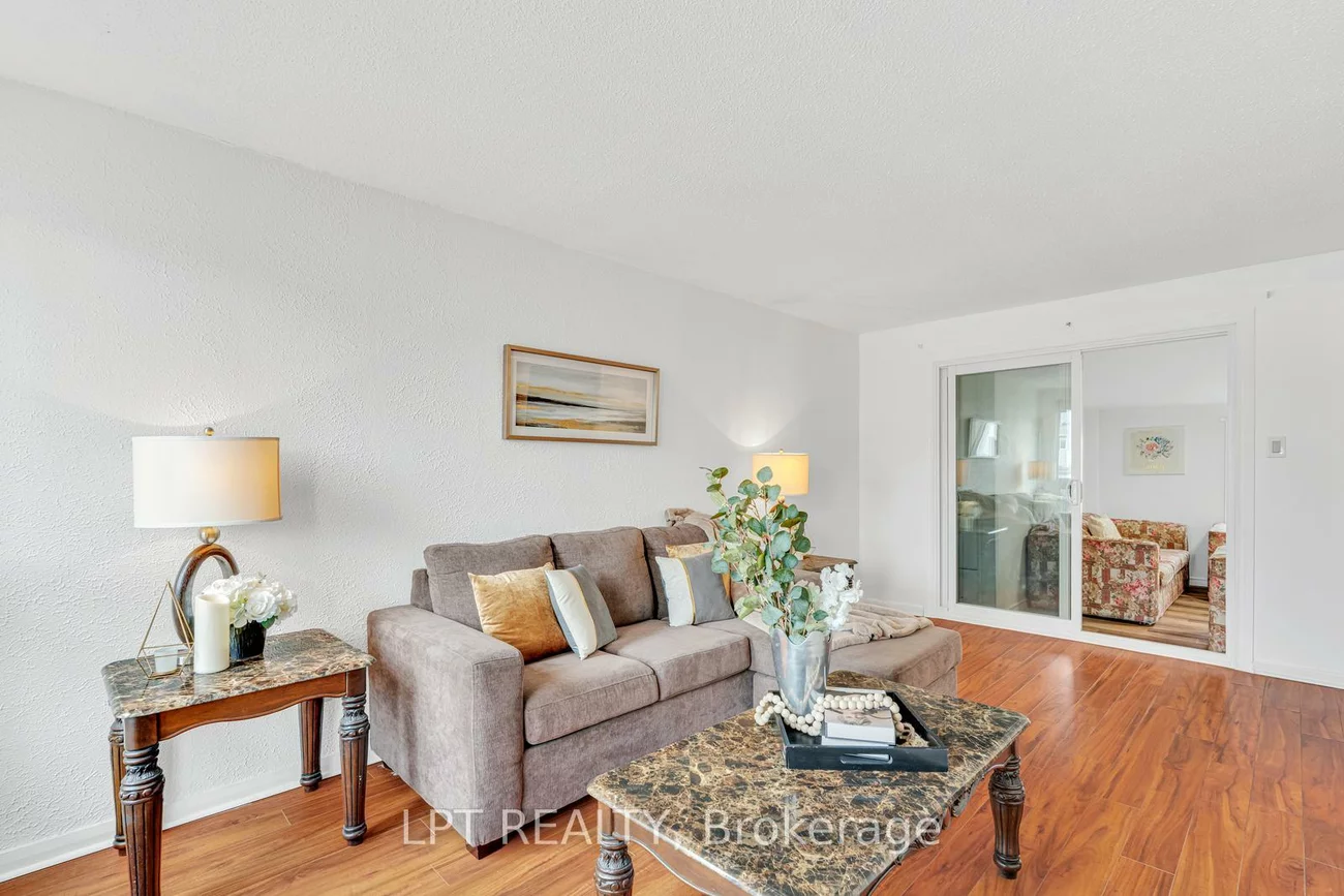 95, Huntingwood, Central Park, Brampton