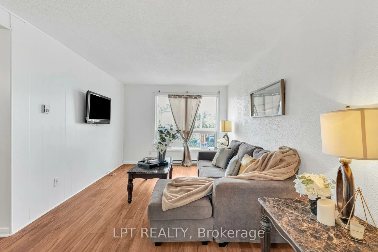95, Huntingwood, Central Park, Brampton