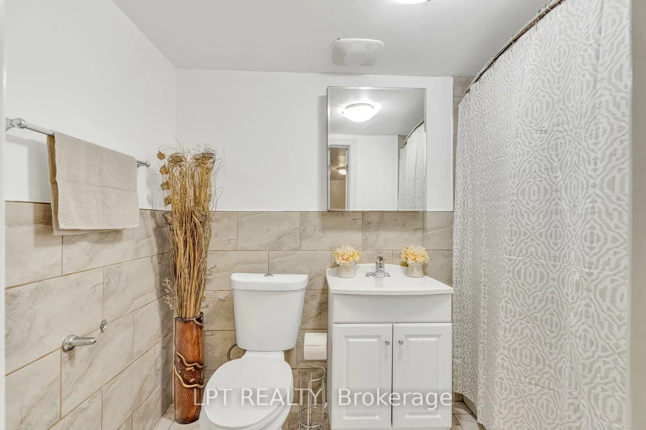 95, Huntingwood, Central Park, Brampton
