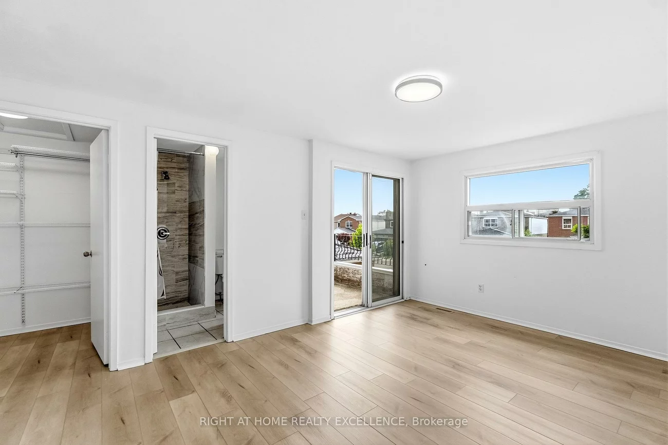 10, Banting, Fletcher's West, Brampton