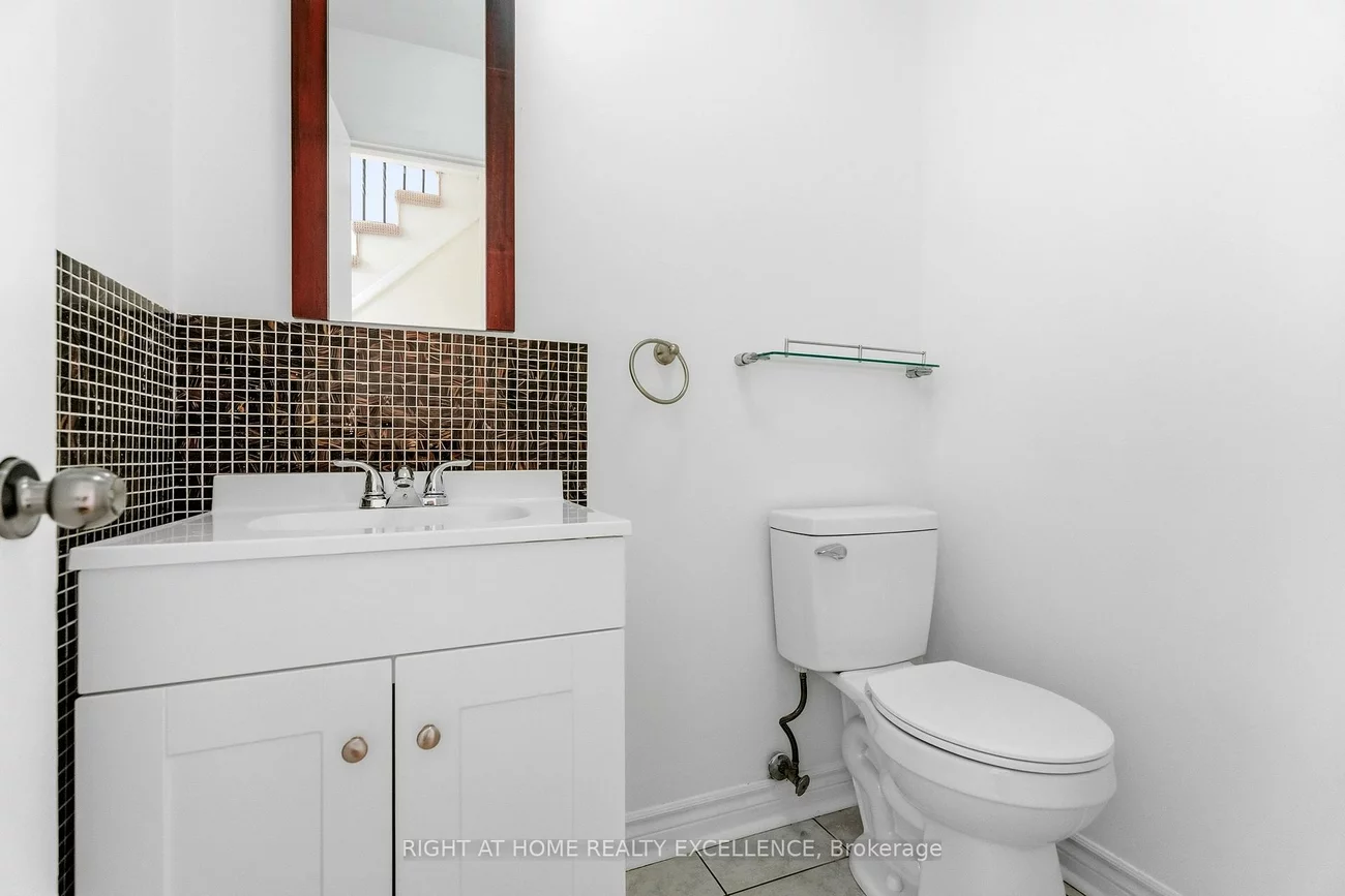 10, Banting, Fletcher's West, Brampton