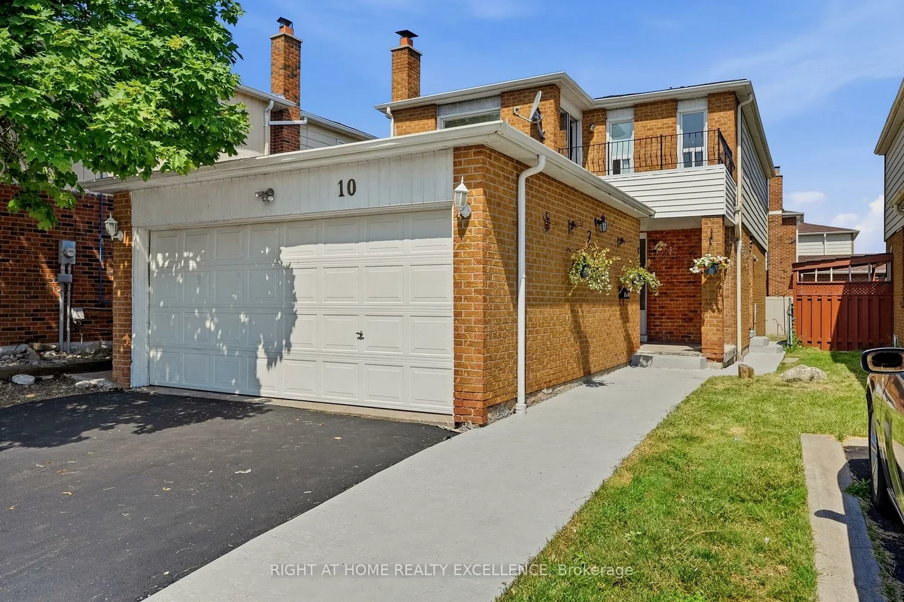 10, Banting, Fletcher's West, Brampton