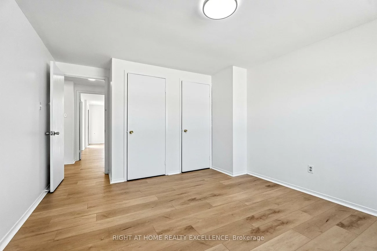 10, Banting, Fletcher's West, Brampton