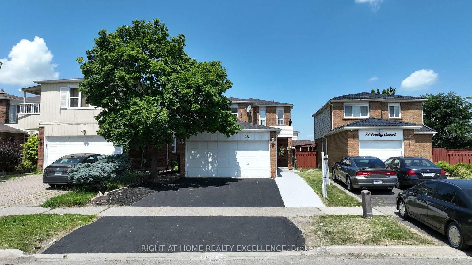 10, Banting, Fletcher's West, Brampton