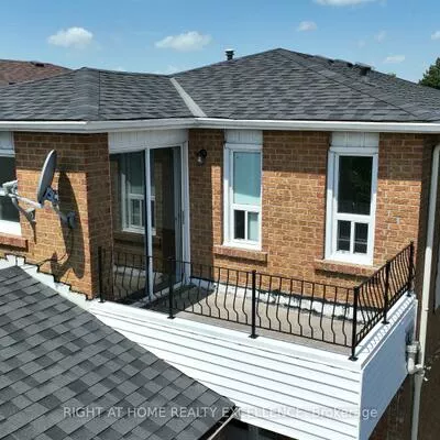 10, Banting, Fletcher's West, Brampton