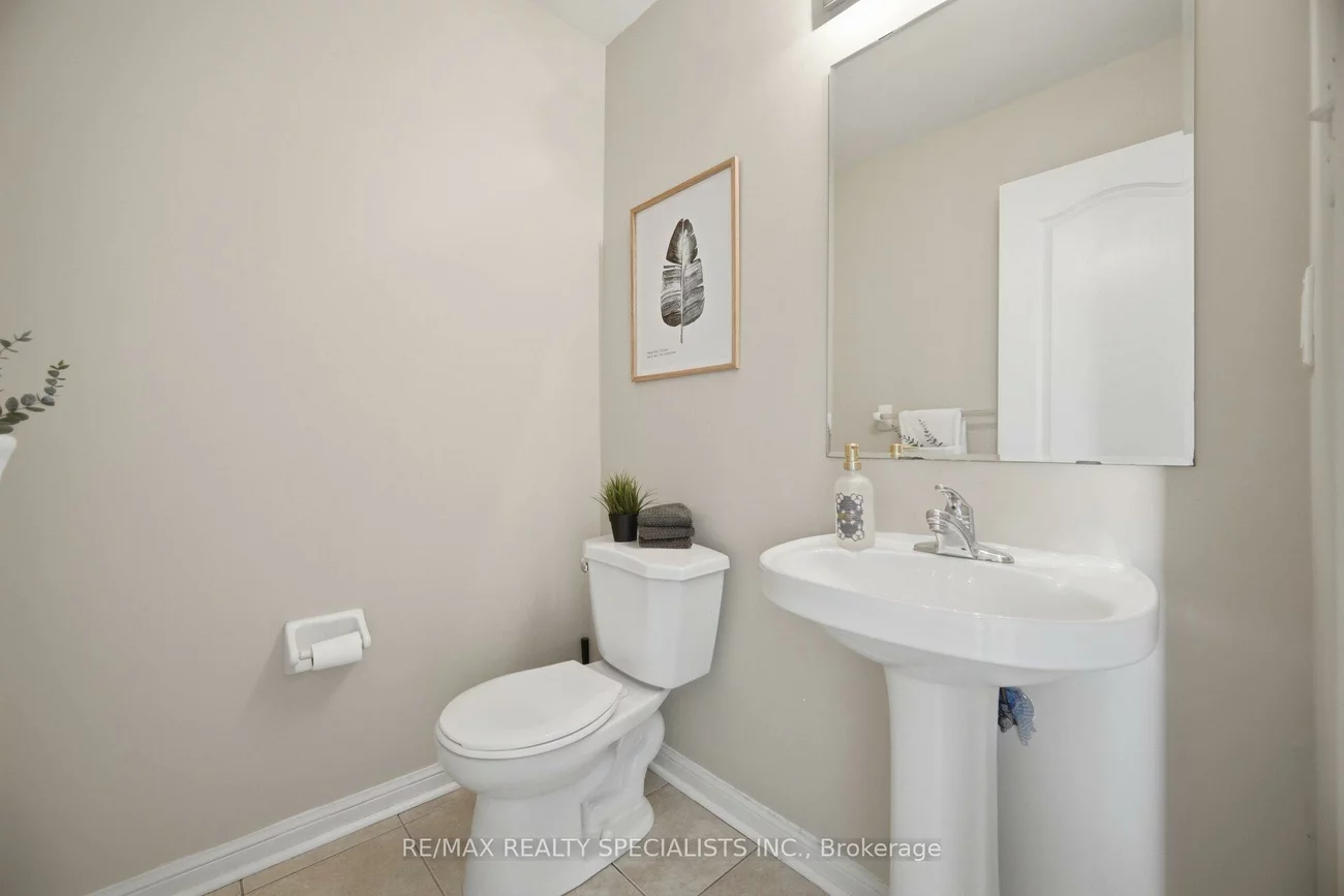 32, Magnificent, Vales of Castlemore, Brampton