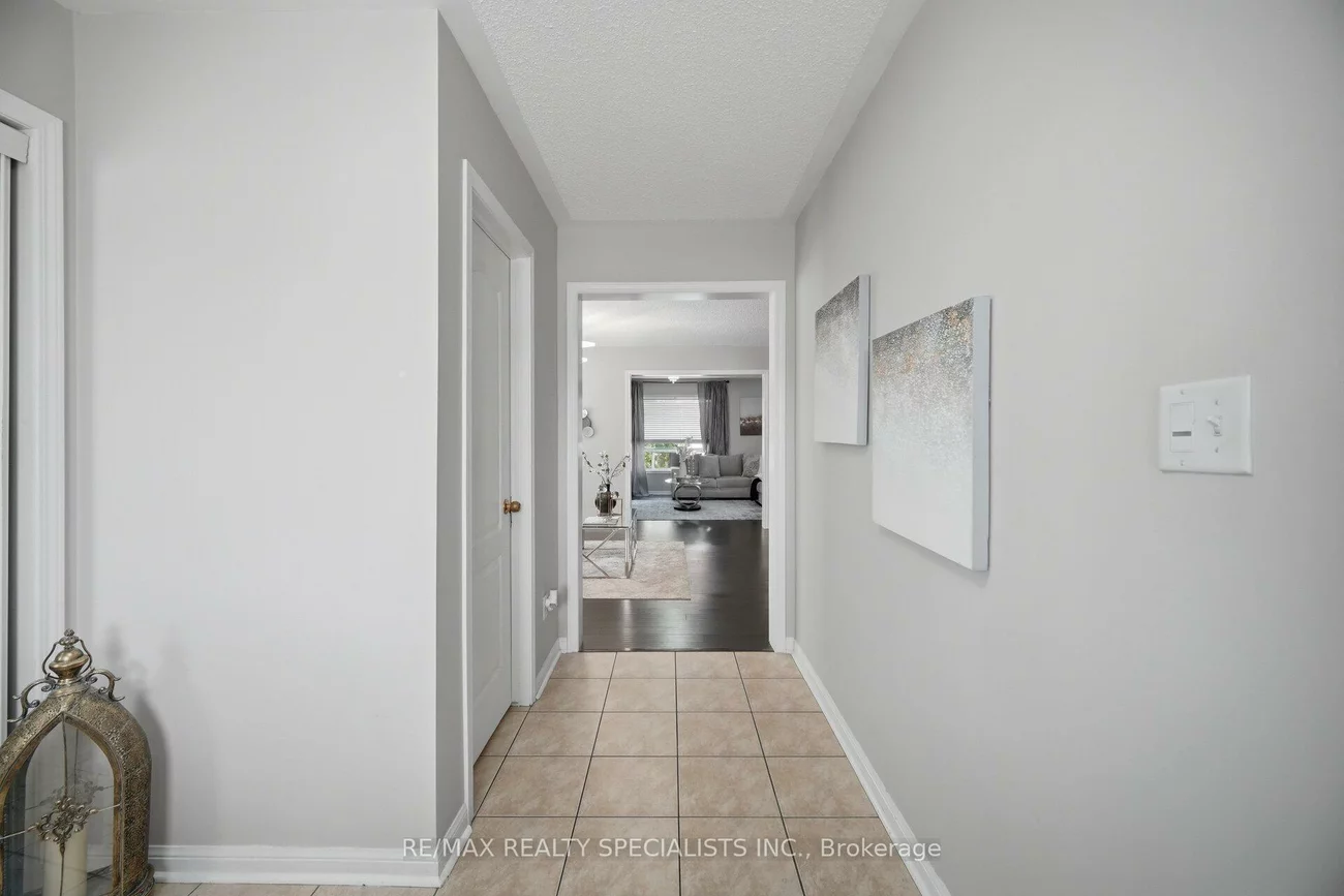 32, Magnificent, Vales of Castlemore, Brampton