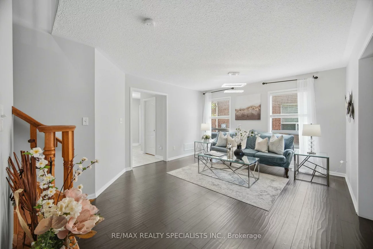 32, Magnificent, Vales of Castlemore, Brampton
