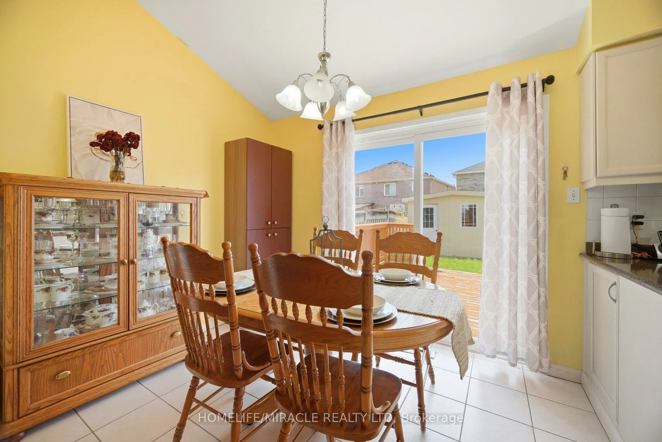 31, Larkspur, Sandringham-Wellington, Brampton