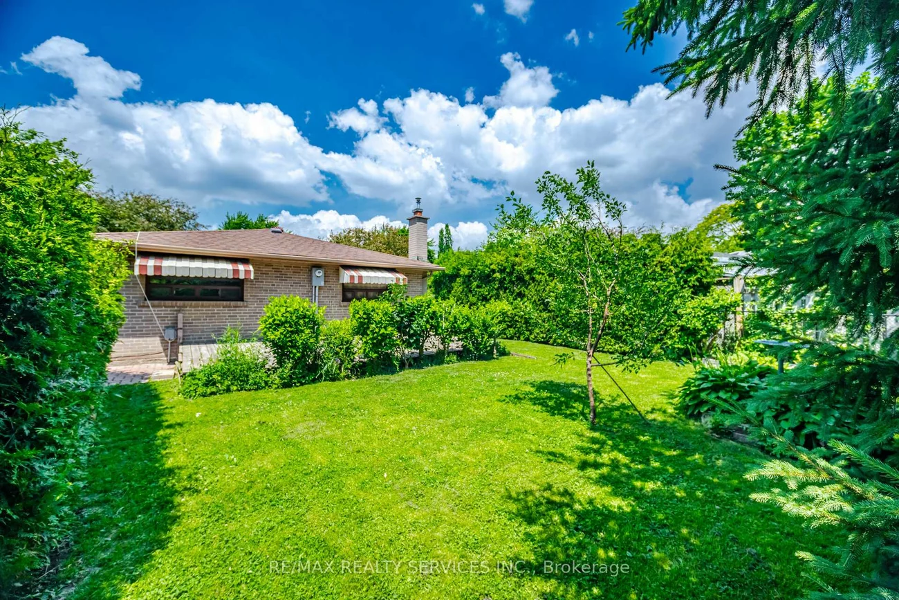 15, Ferndale, Brampton East, Brampton