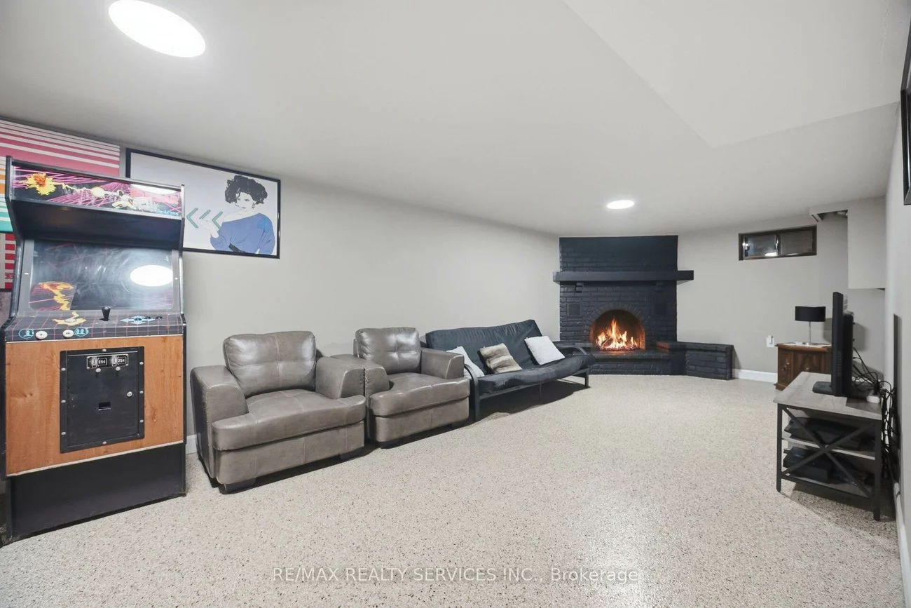 15, Ferndale, Brampton East, Brampton