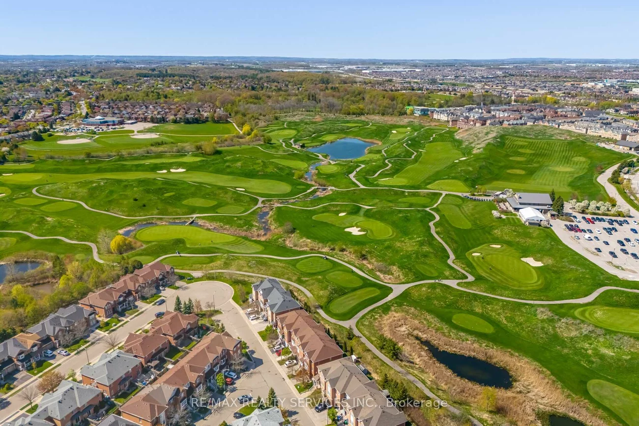 16, Lagrotto, Madoc, Brampton