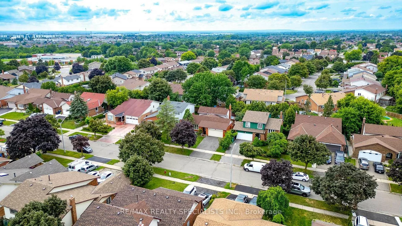 29, Blackthorn, Brampton North, Brampton