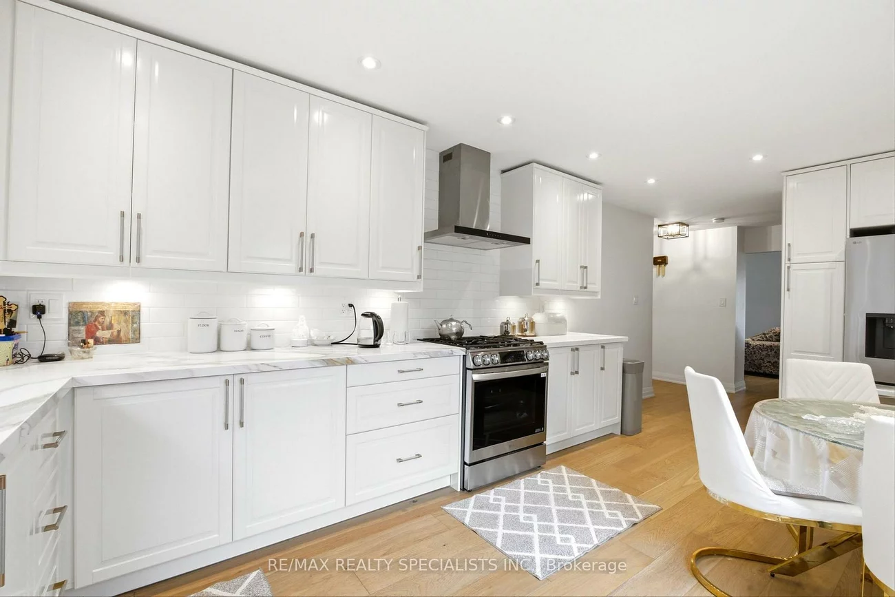29, Blackthorn, Brampton North, Brampton