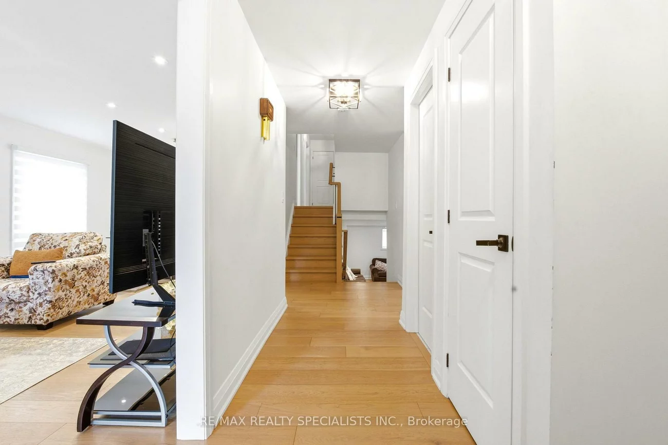 29, Blackthorn, Brampton North, Brampton