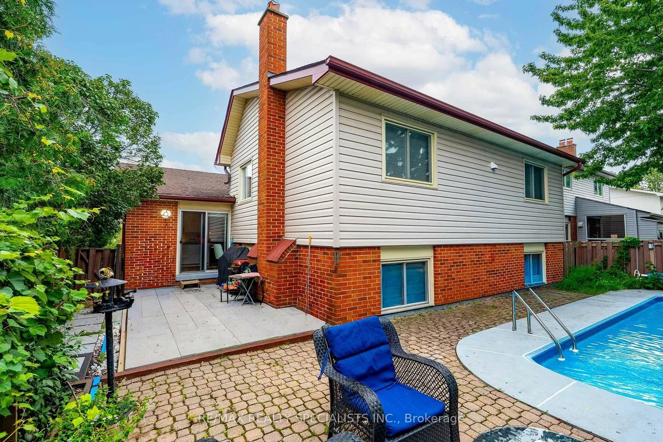 29, Blackthorn, Brampton North, Brampton
