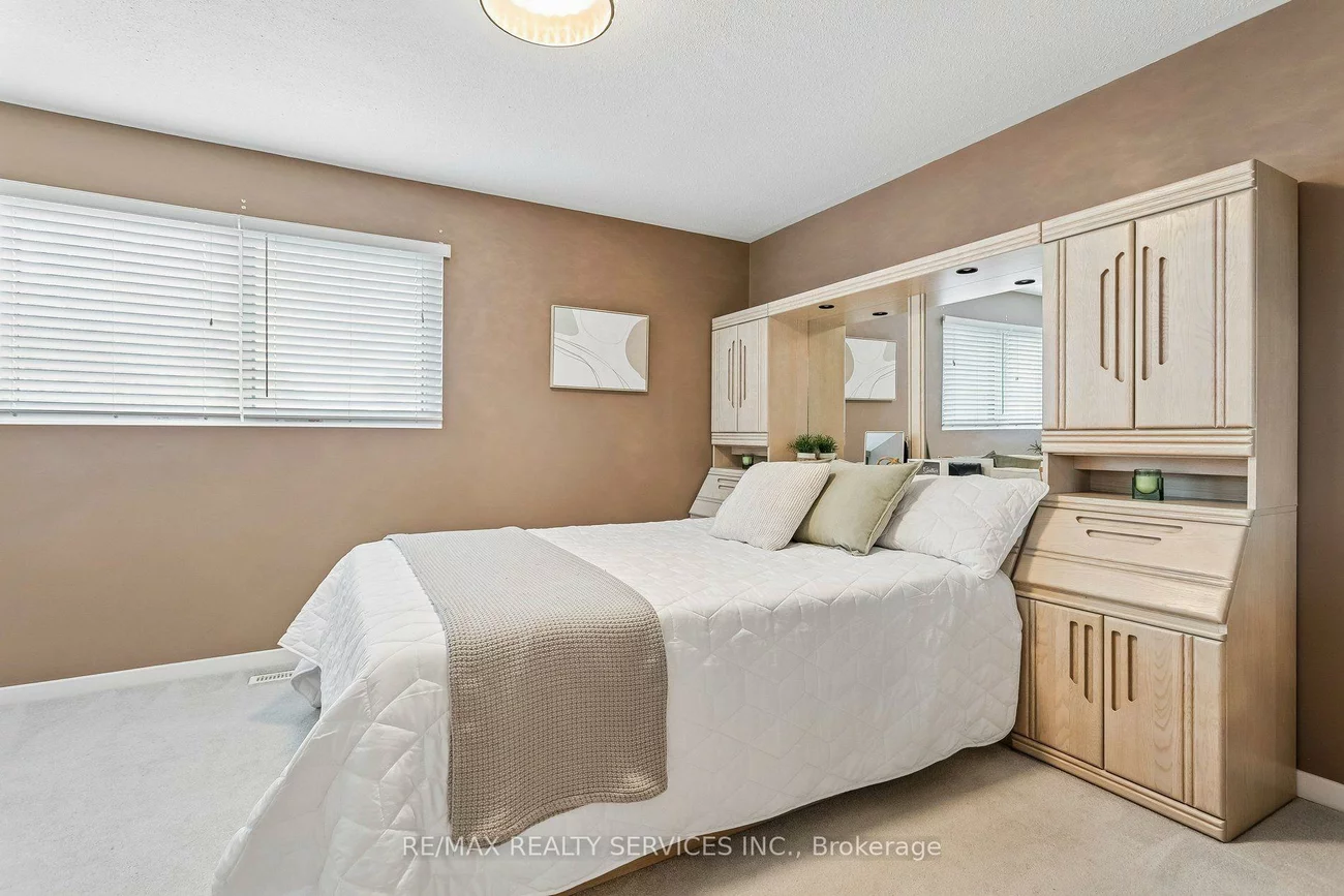 11, Longbourne, Westgate, Brampton
