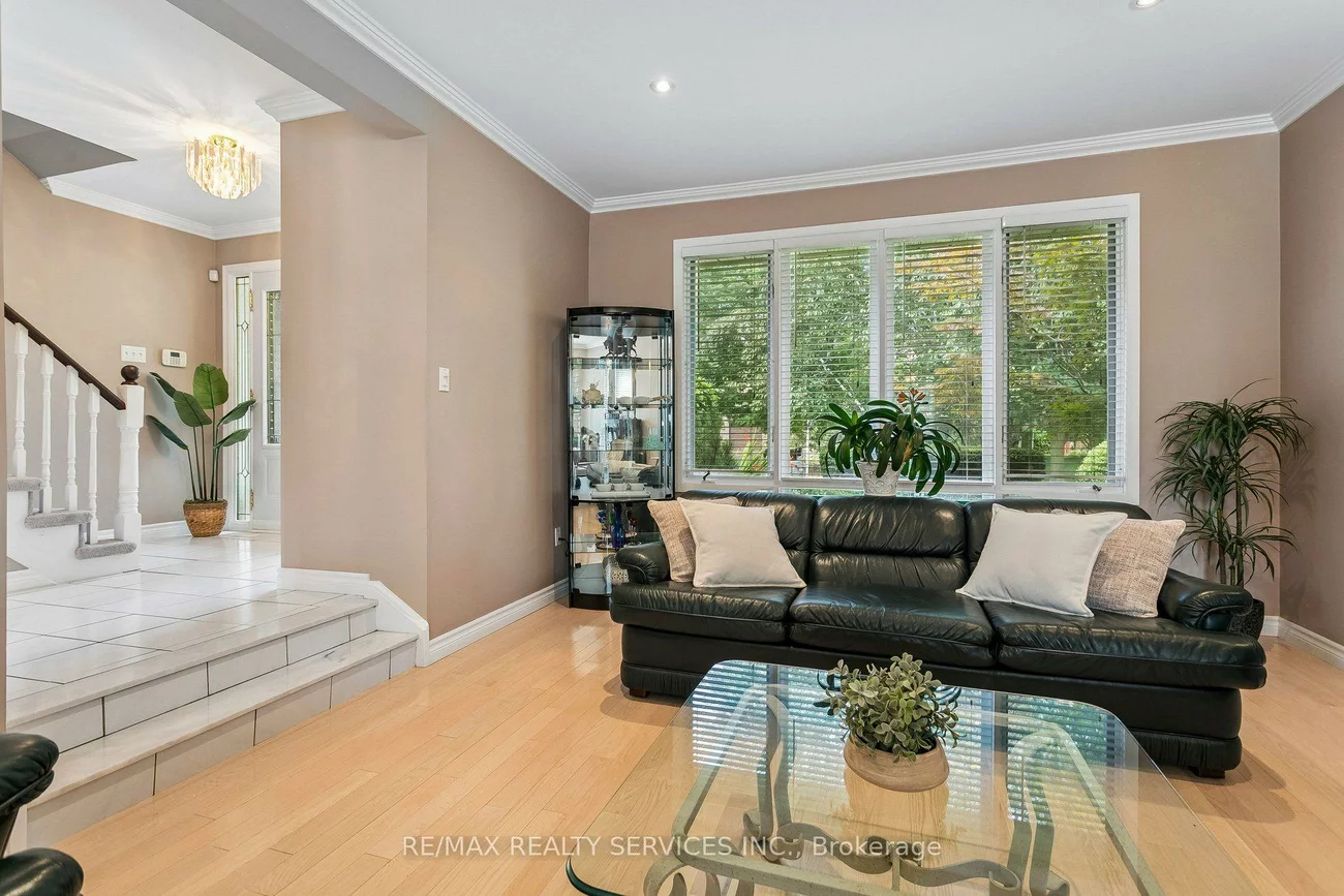 11, Longbourne, Westgate, Brampton