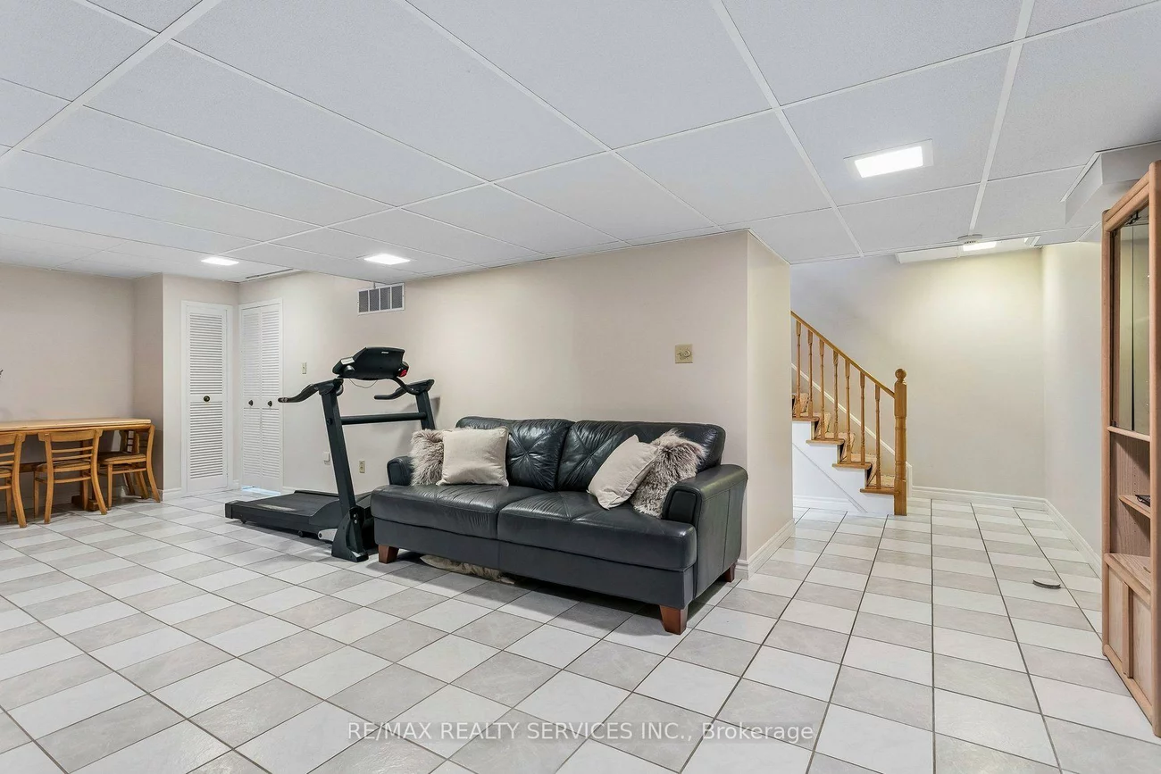 11, Longbourne, Westgate, Brampton