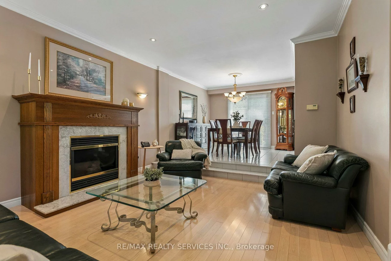 11, Longbourne, Westgate, Brampton