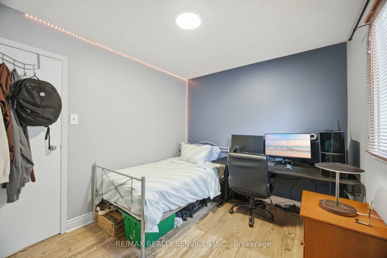 152, Weybridge, Madoc, Brampton