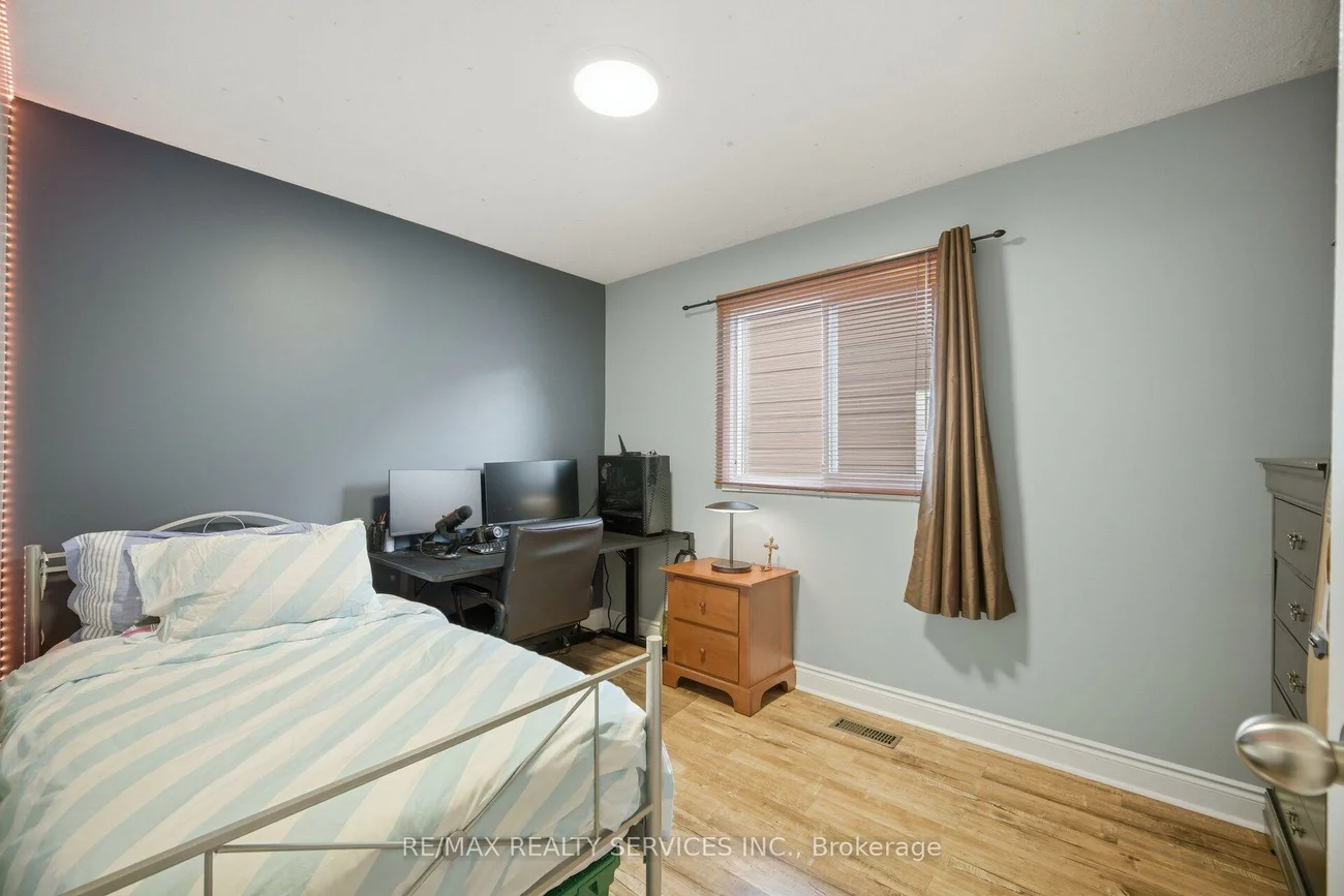 152, Weybridge, Madoc, Brampton