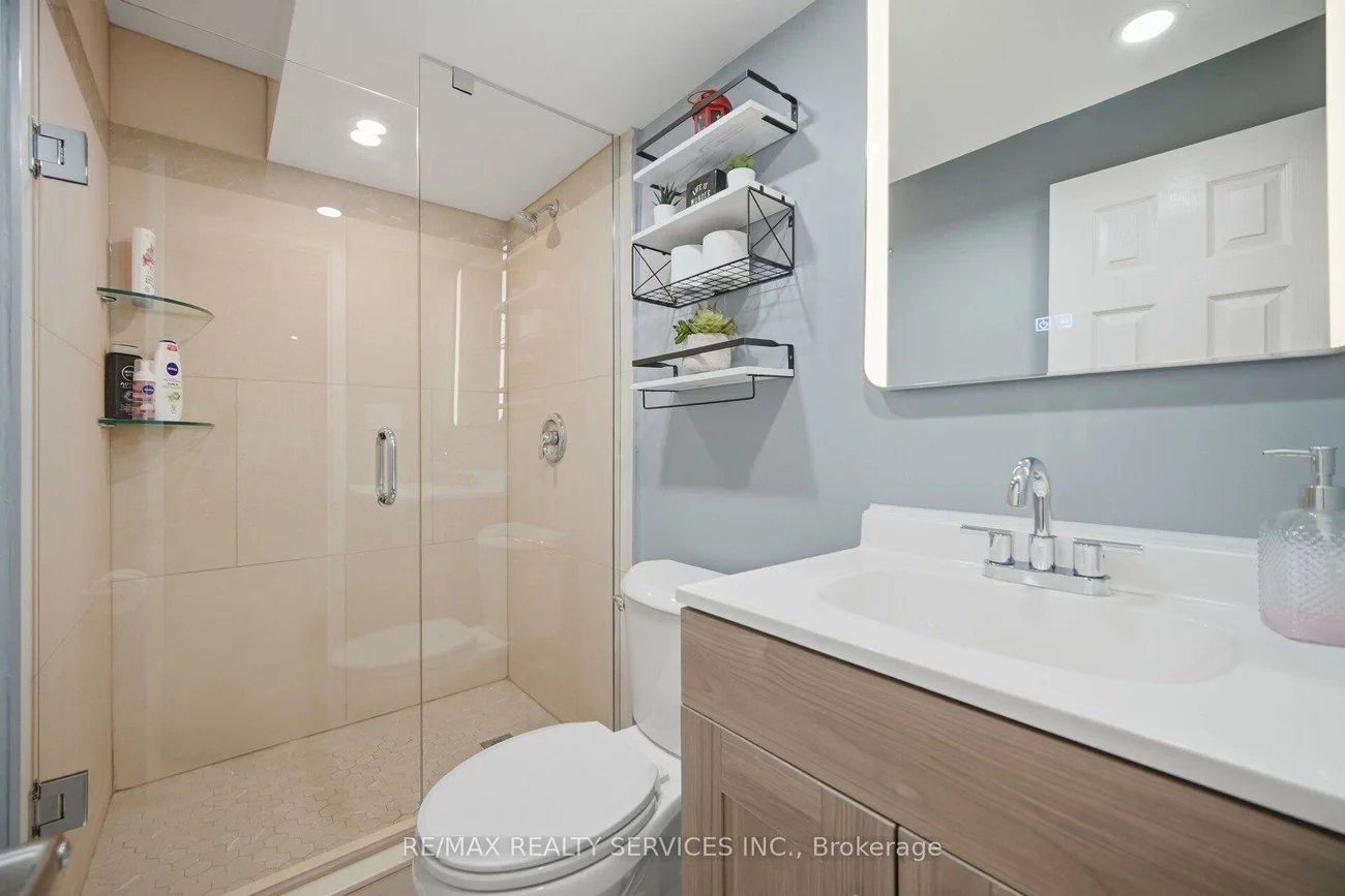 152, Weybridge, Madoc, Brampton