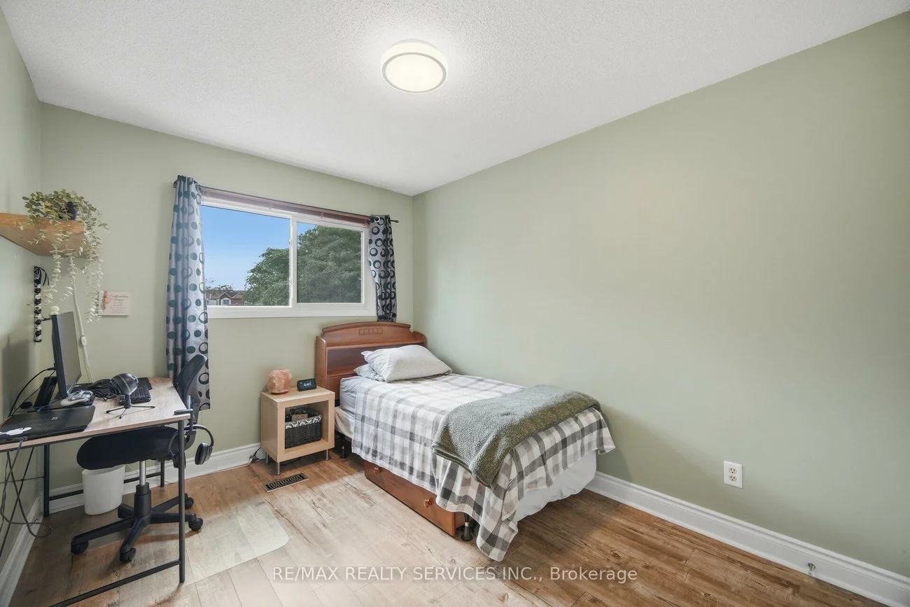 152, Weybridge, Madoc, Brampton