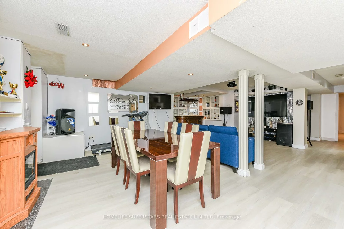 36, Lucky, Sandringham-Wellington, Brampton