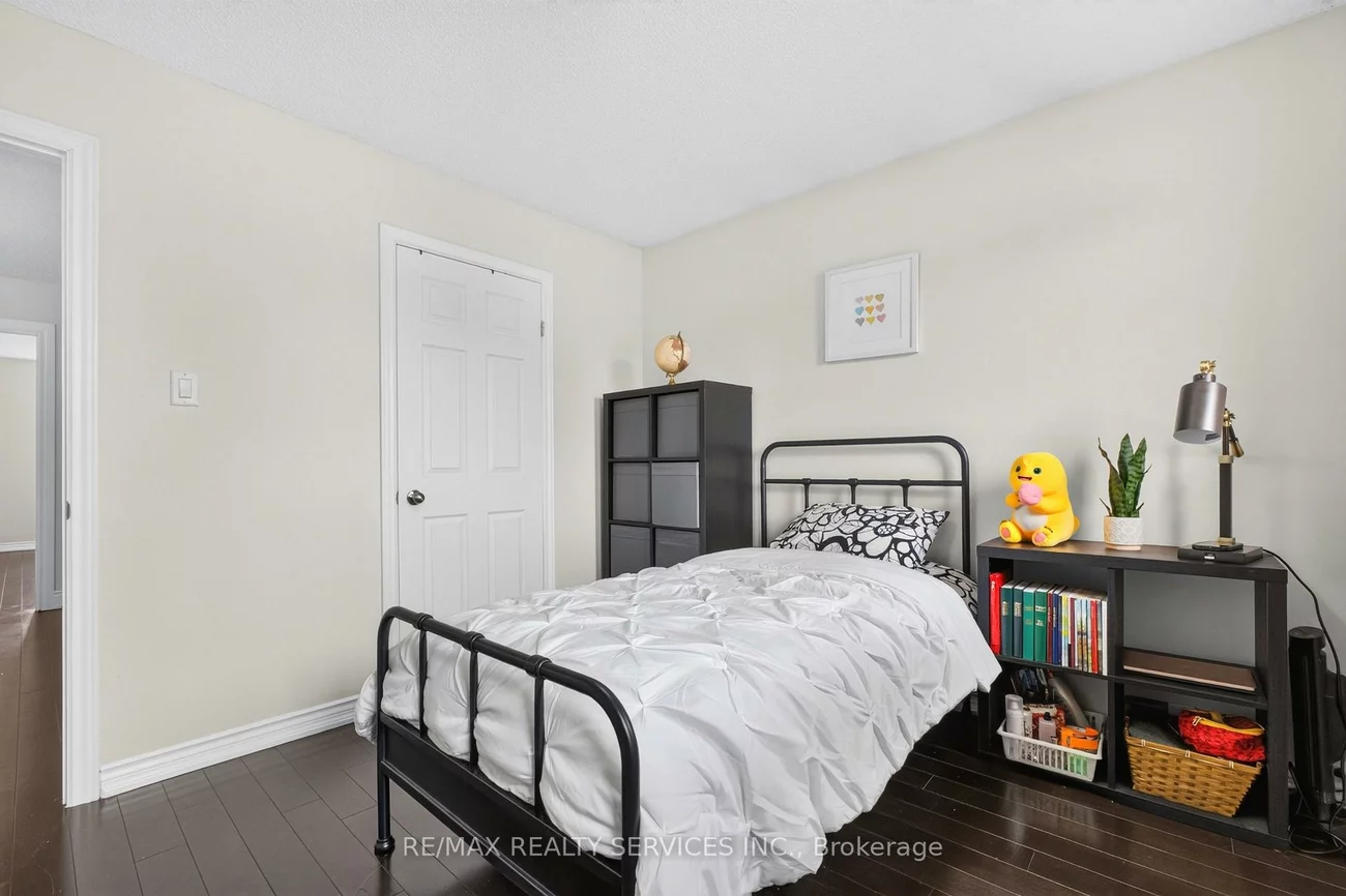 21, Newport, Westgate, Brampton