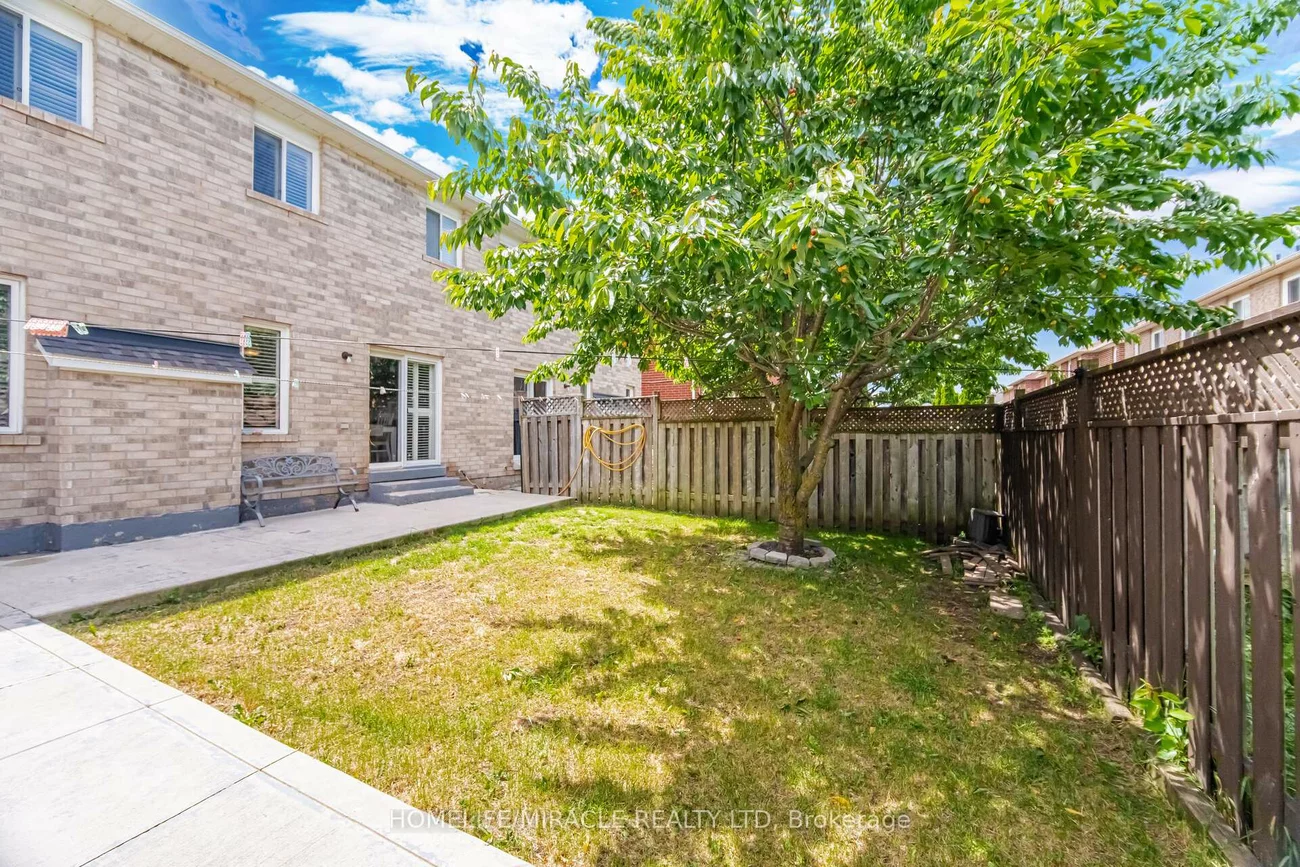 16, Capistro, Fletcher's Meadow, Brampton