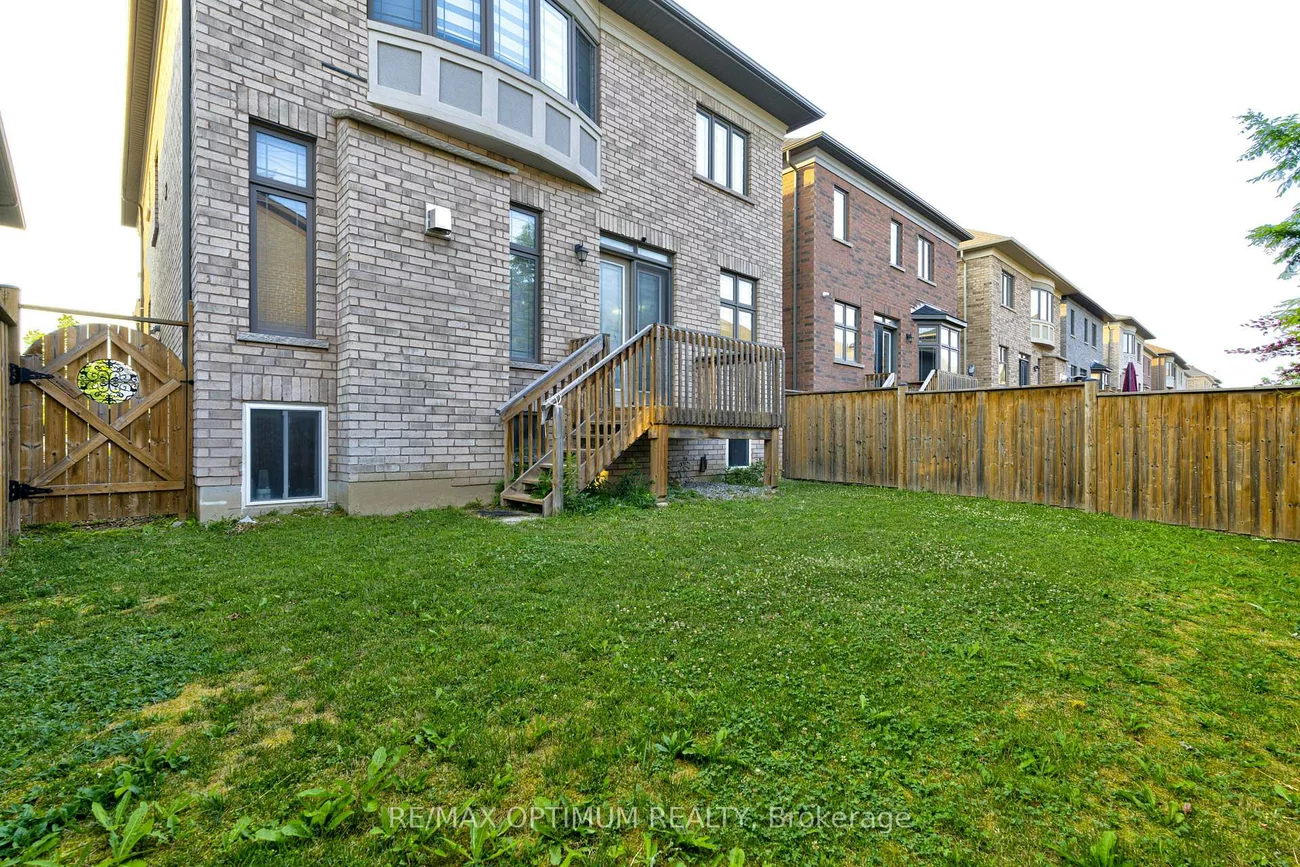8, Lyle, Credit Valley, Brampton