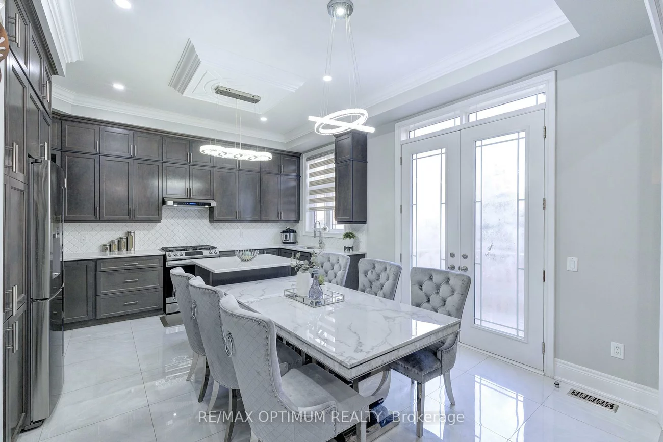 8, Lyle, Credit Valley, Brampton