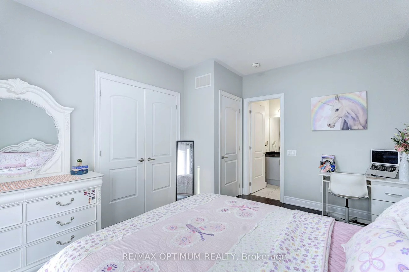 8, Lyle, Credit Valley, Brampton