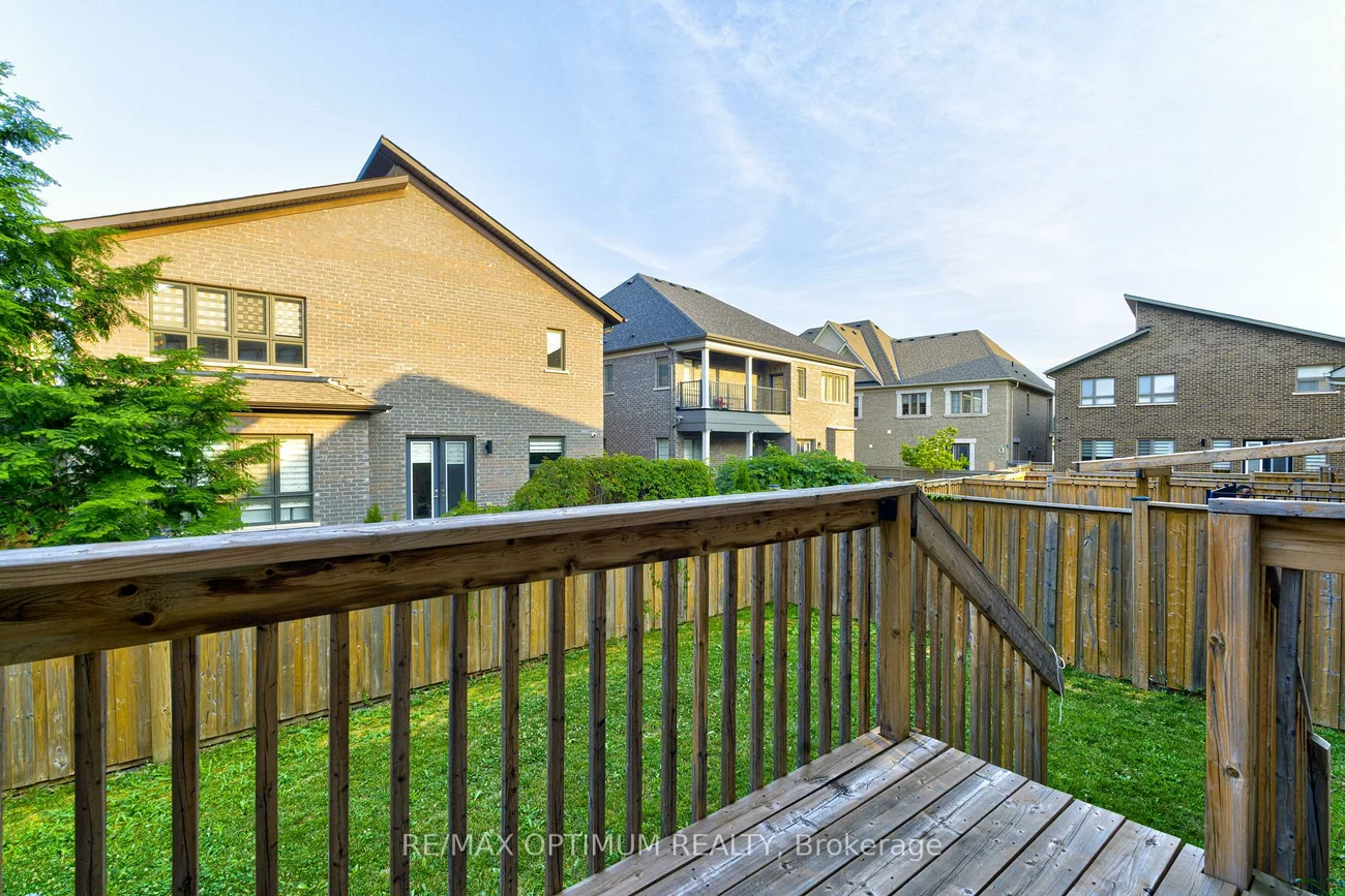 8, Lyle, Credit Valley, Brampton